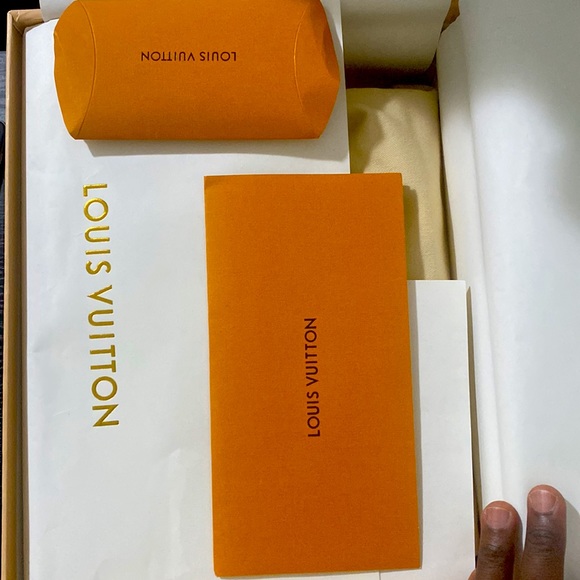 Louis Vuitton Blue/white - Picture 5 of 8